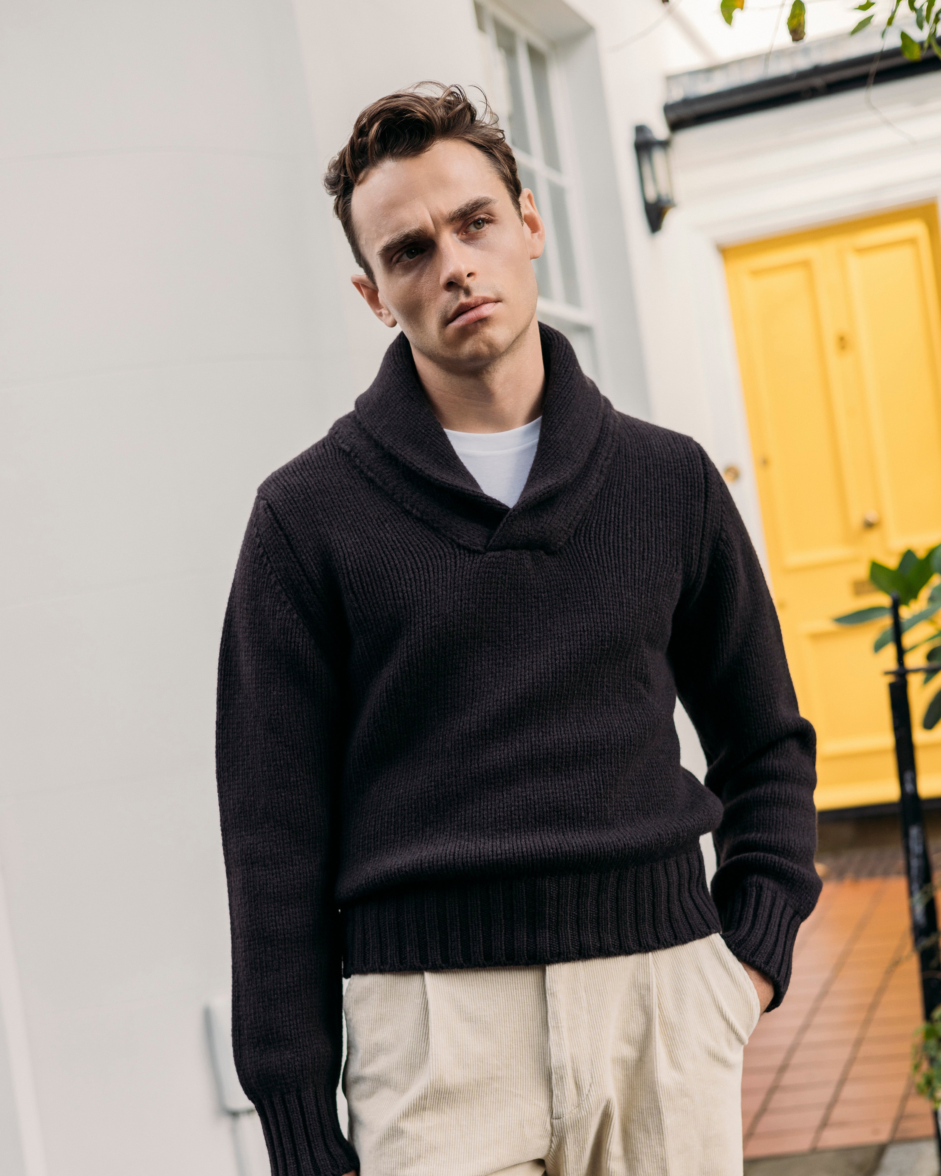 極細ラムウールのラグビーショールセーター(ダークブラウン)