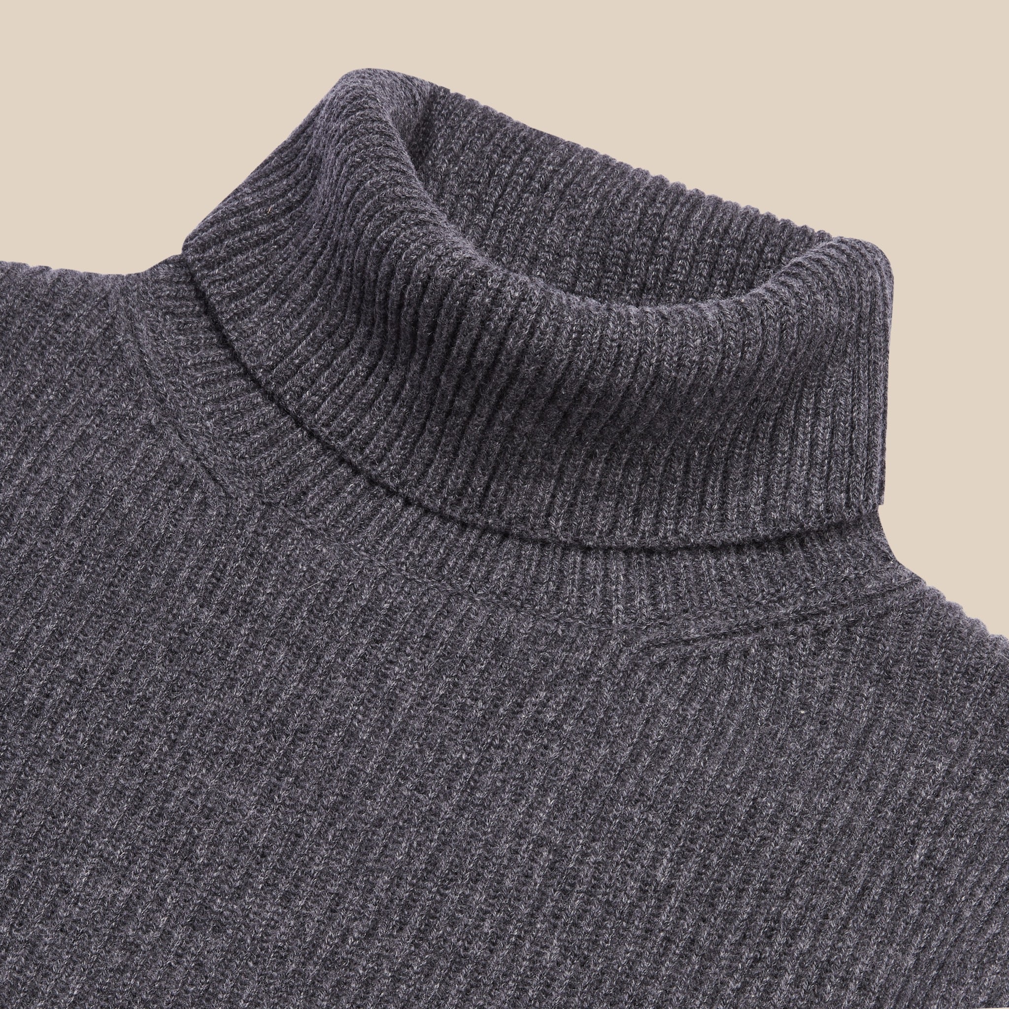 グレーメランジのカシミアリブサブマリーナーロールネック