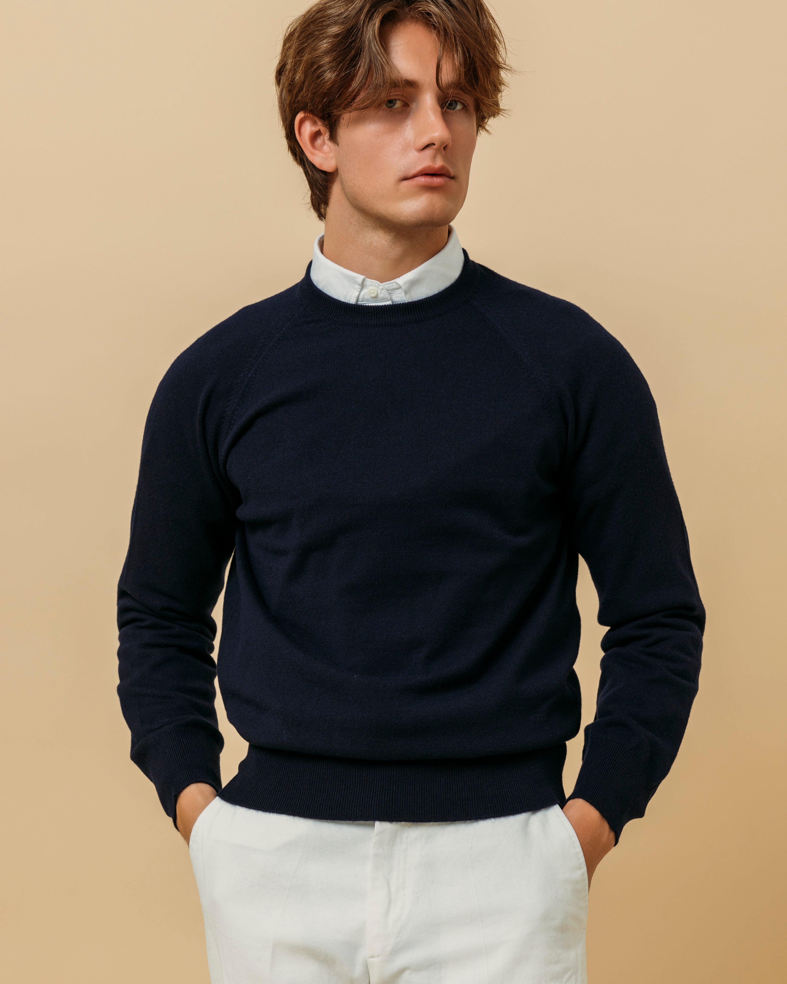 Cashmere cotton collegiate raglan sweatshirt in navy
