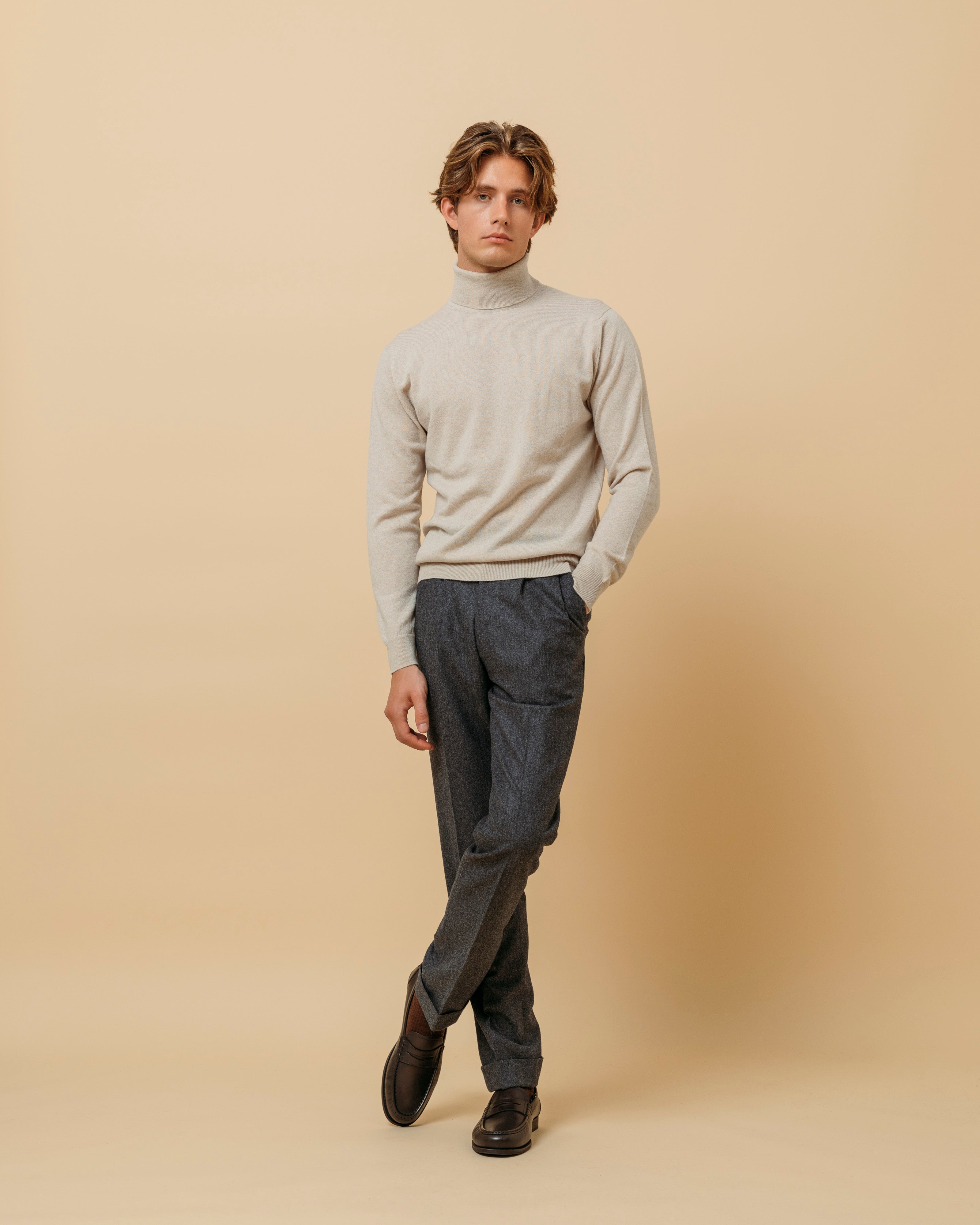 Cashmere Belmondo rollneck in oatmeal