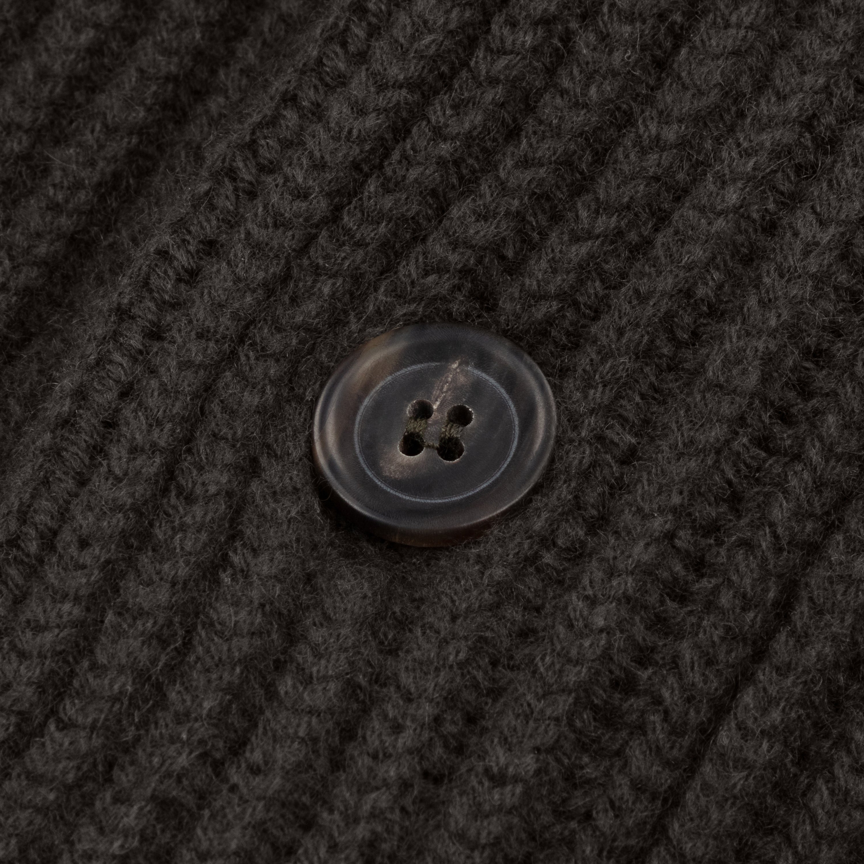 ダークオリーブのカシミアショールカラーカーディガン