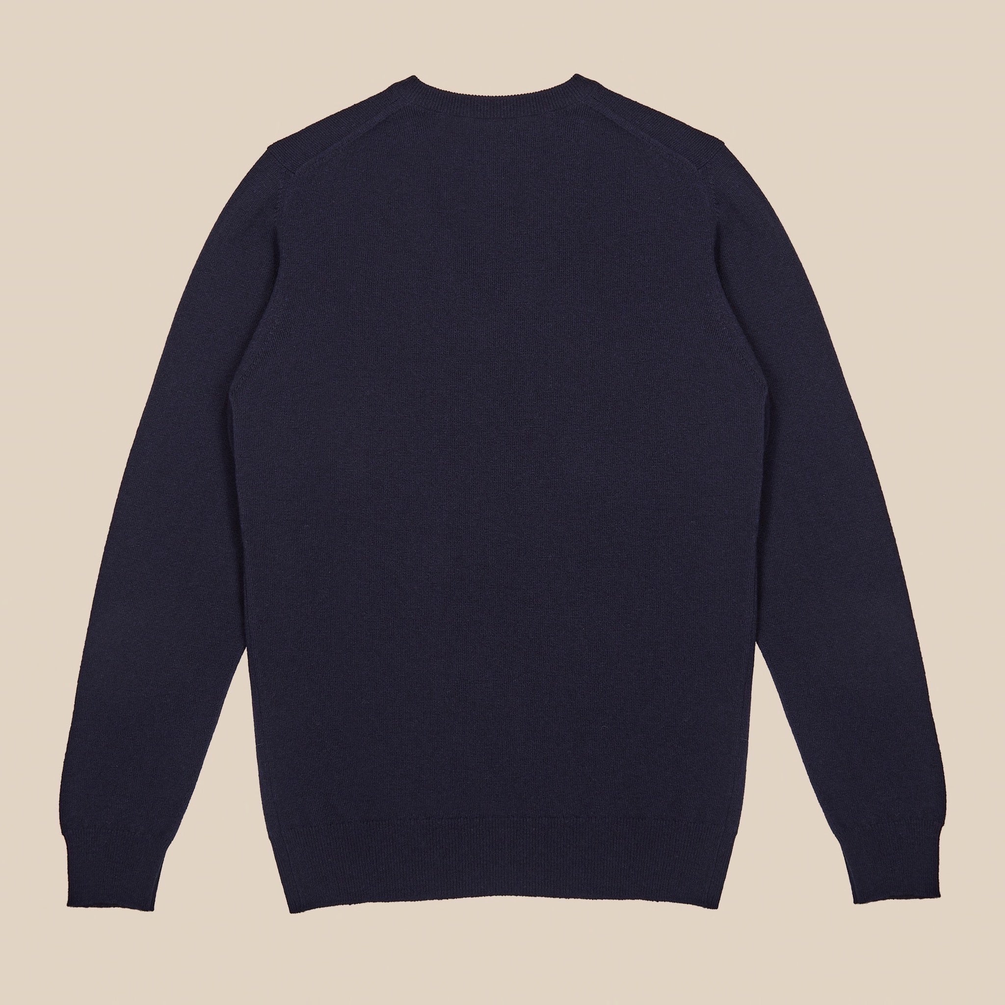 Lambswool v neck in navy