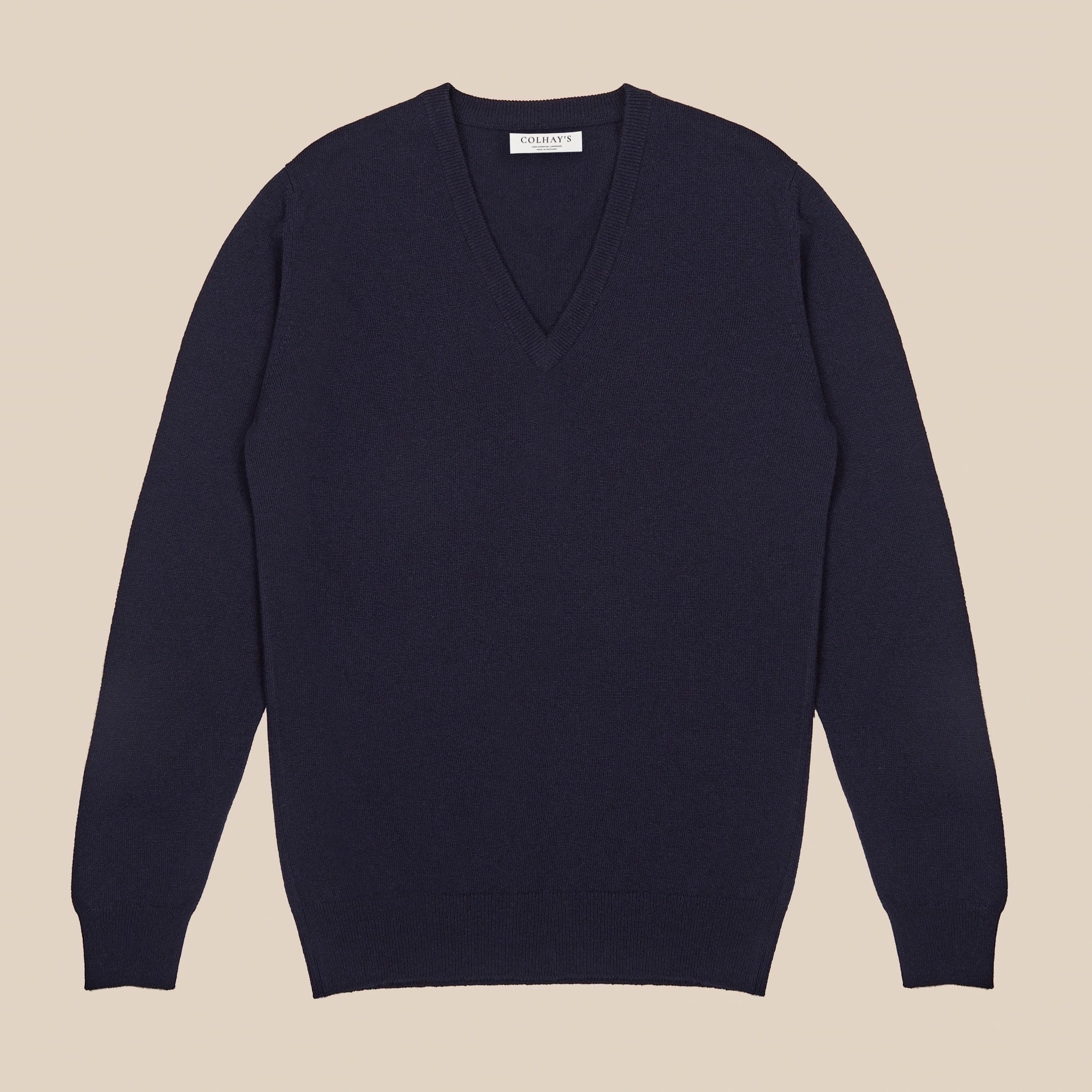 Lambswool v neck in navy