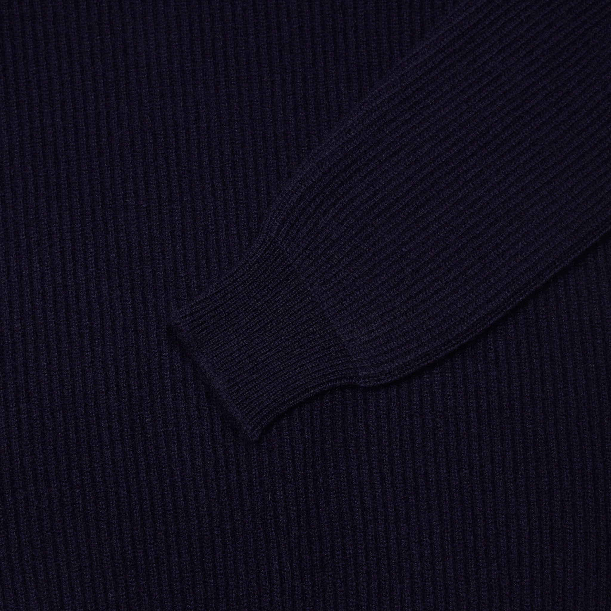Cashmere alpine half zip sweater in navy