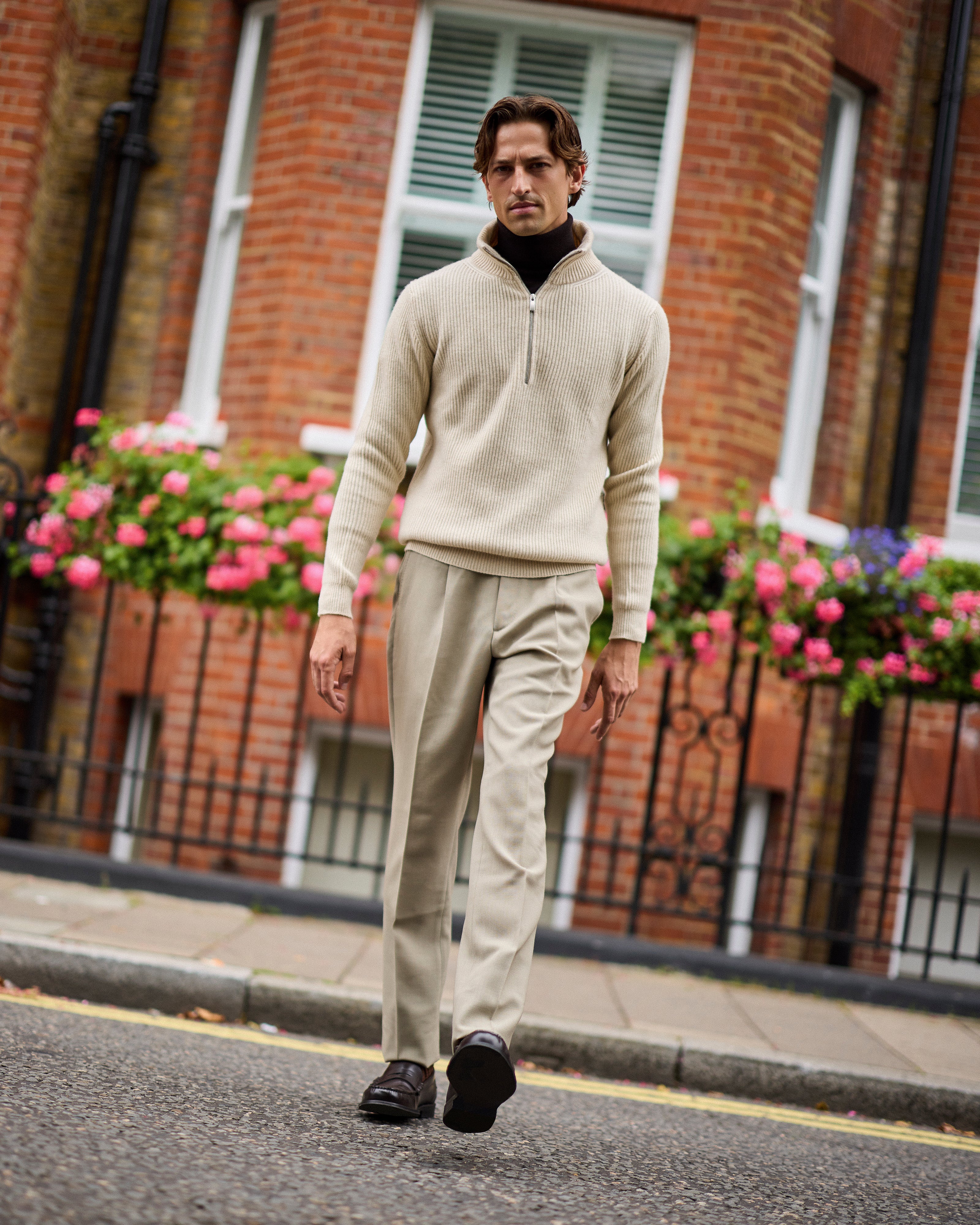 Cashmere alpine half zip sweater in ecru