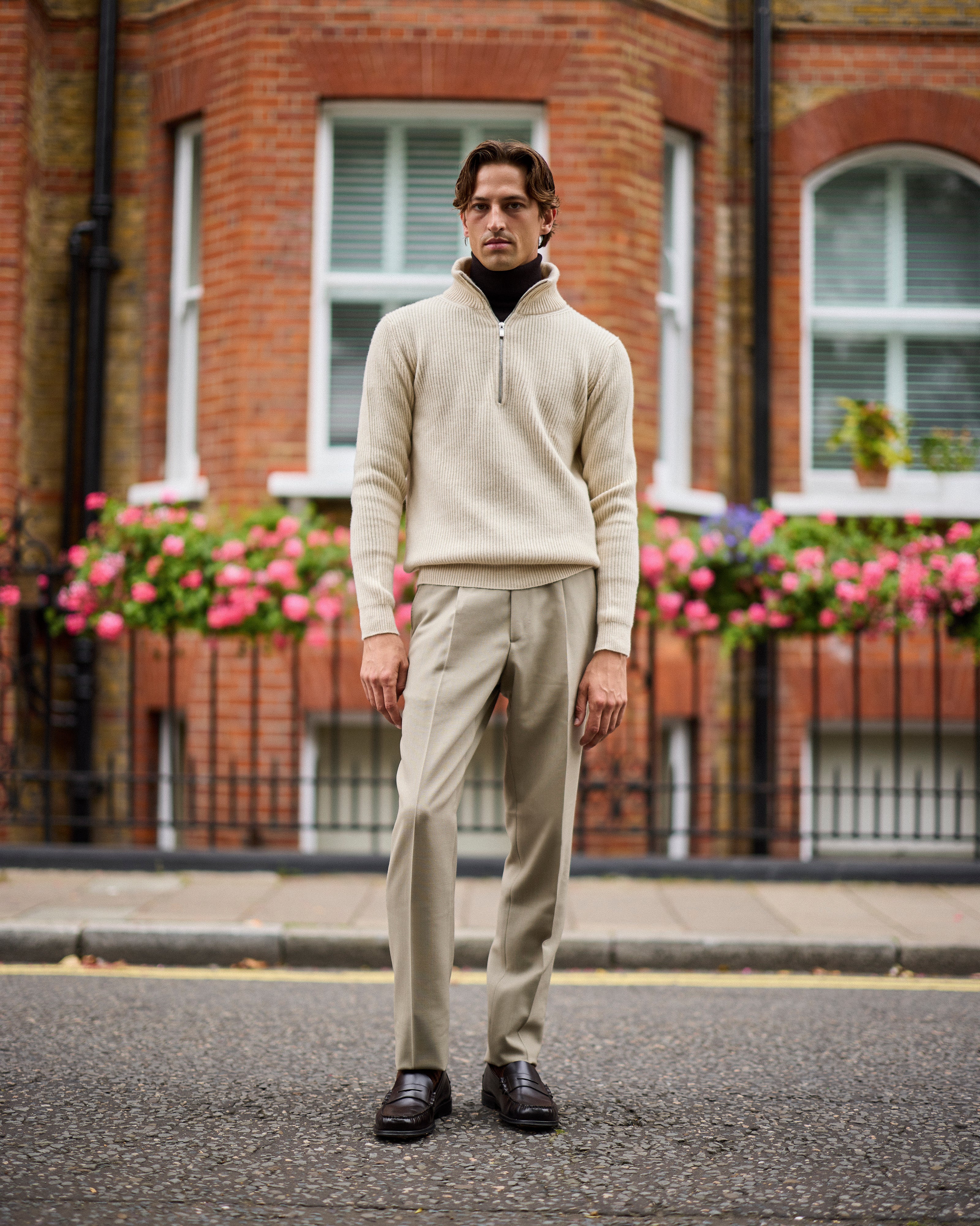Cashmere alpine half zip sweater in ecru