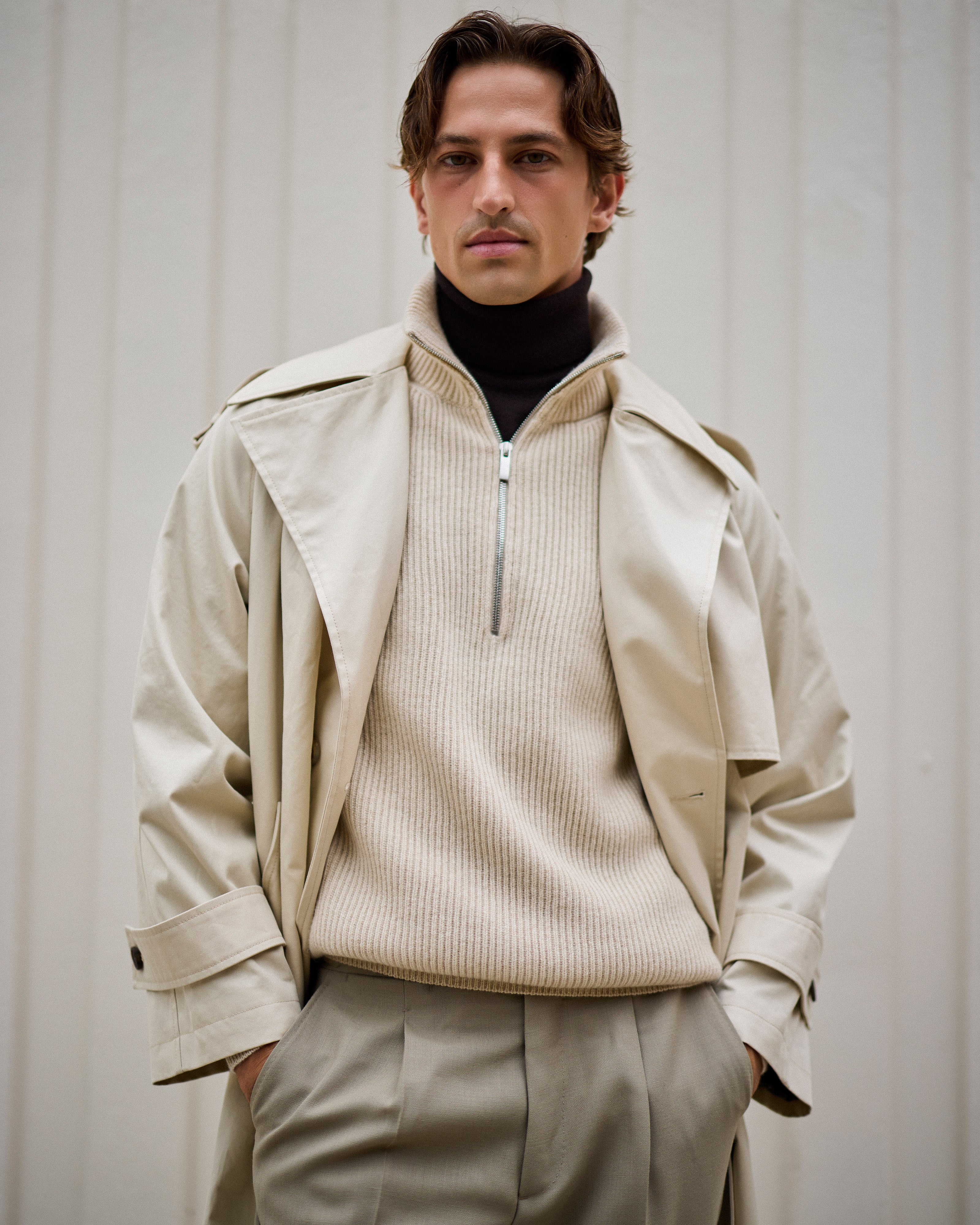 Cashmere alpine half zip sweater in ecru