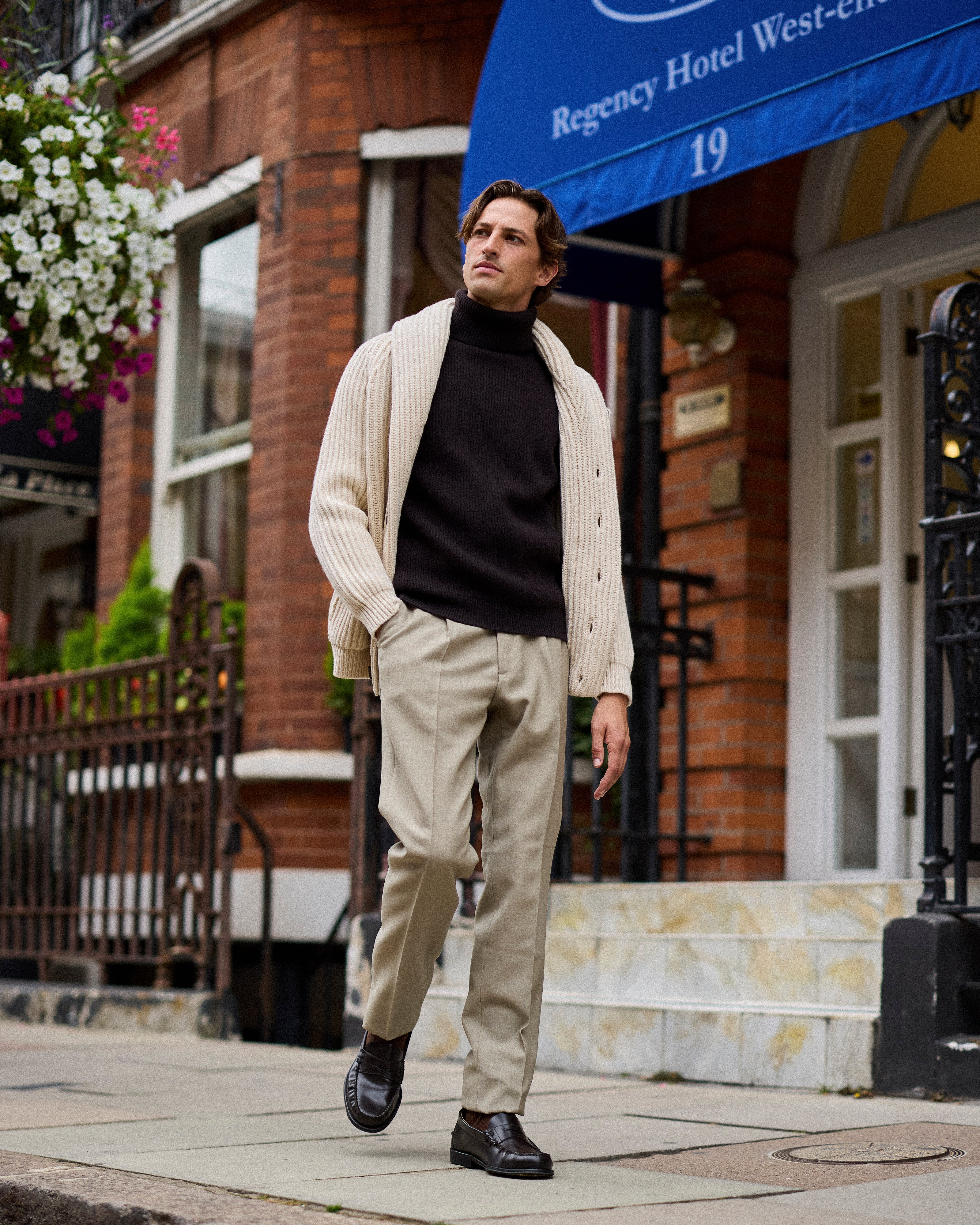 Superfine lambswool shawl collar cardigan in ecru