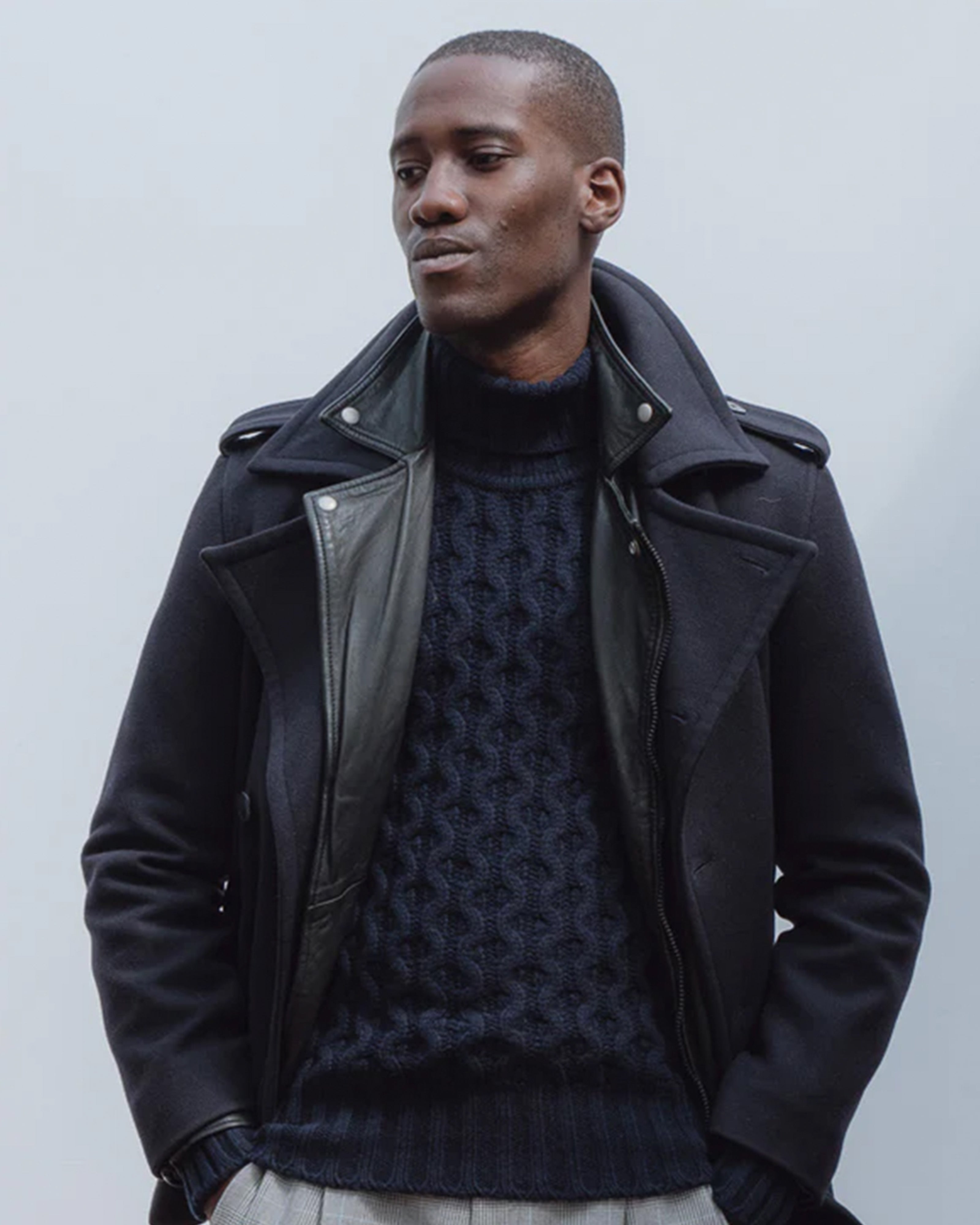 Superfine lambswool fisherman cable rollneck in navy