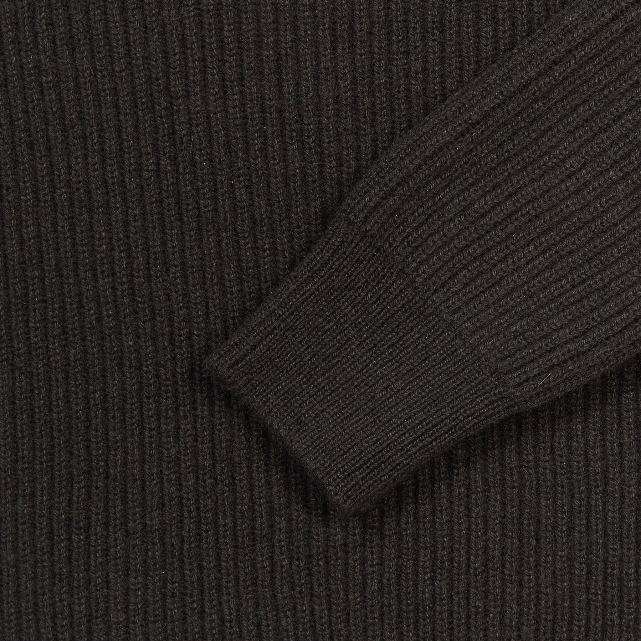 Cashmere alpine half zip sweater in dark olive