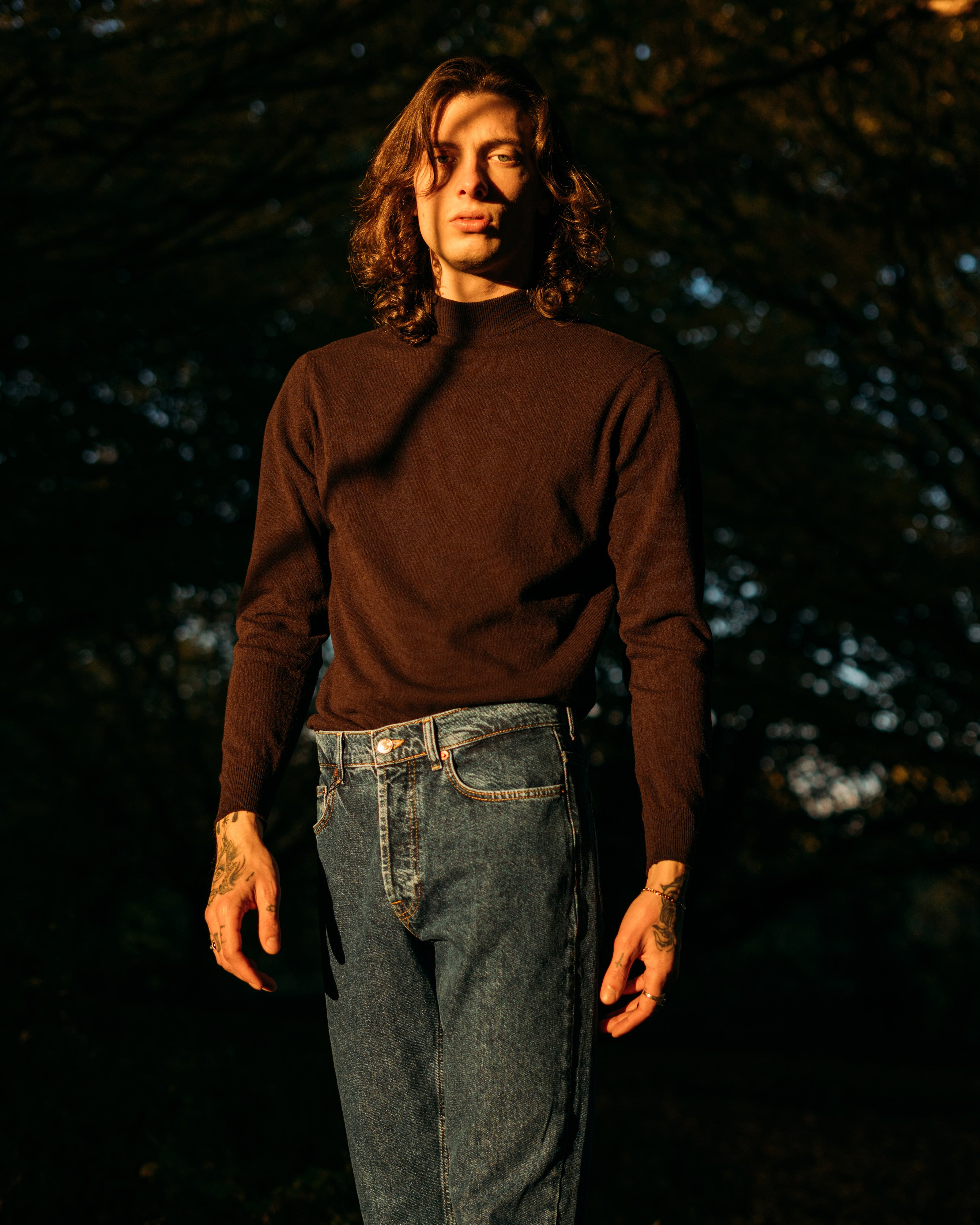 Superfine lambswool mock neck in dark brown