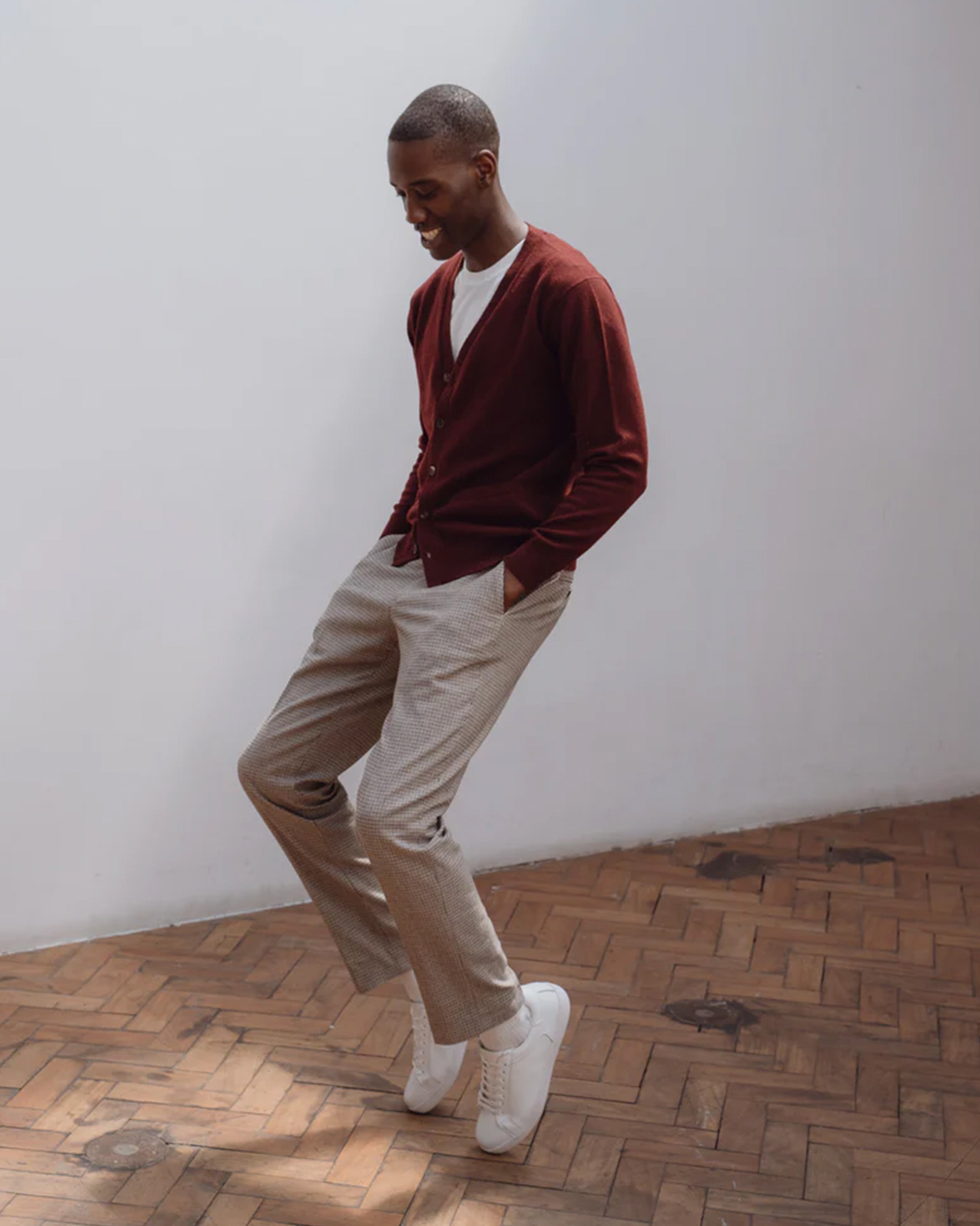 Superfine lambswool tennis cardigan in burgundy