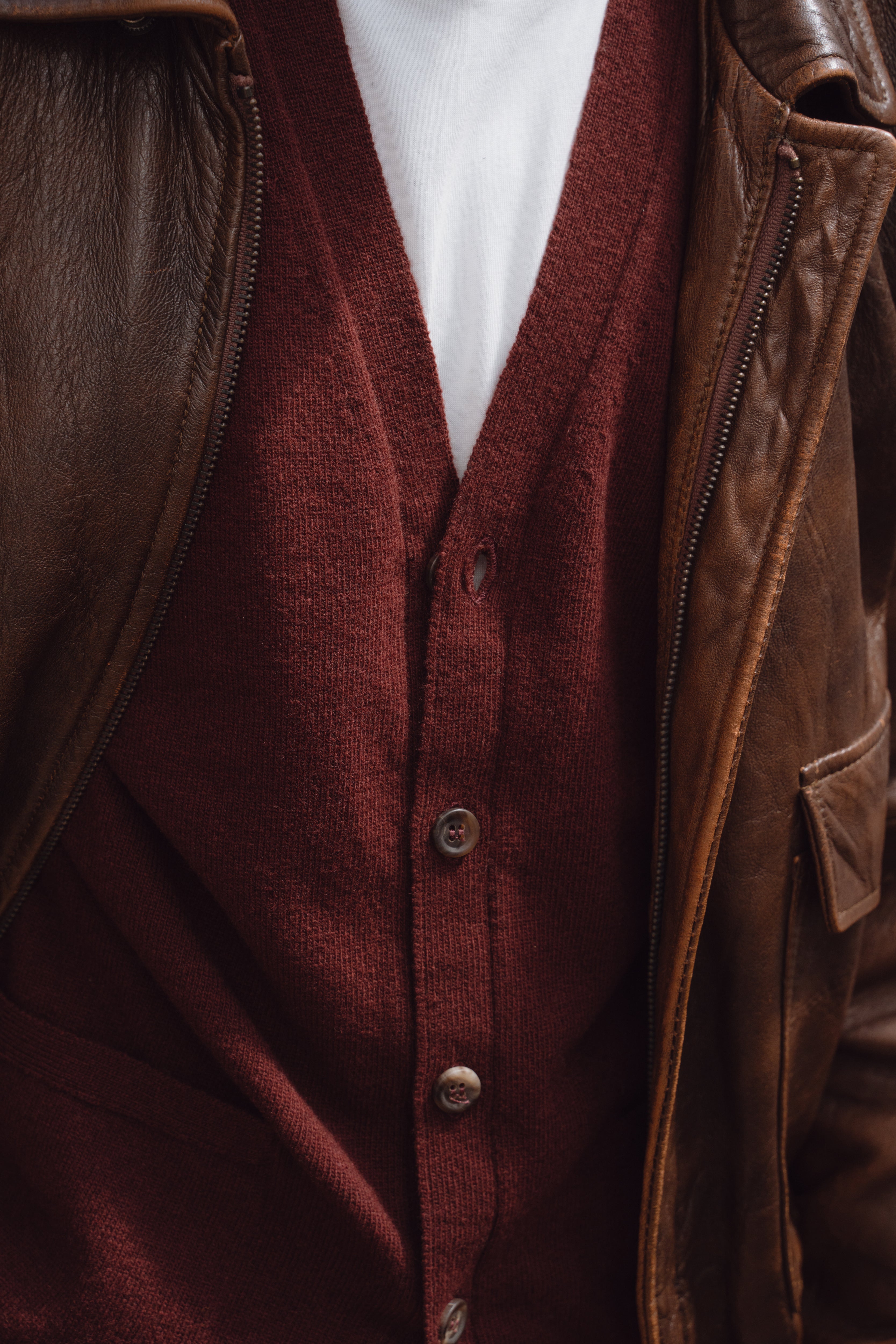 Superfine lambswool tennis cardigan in burgundy - Colhay's