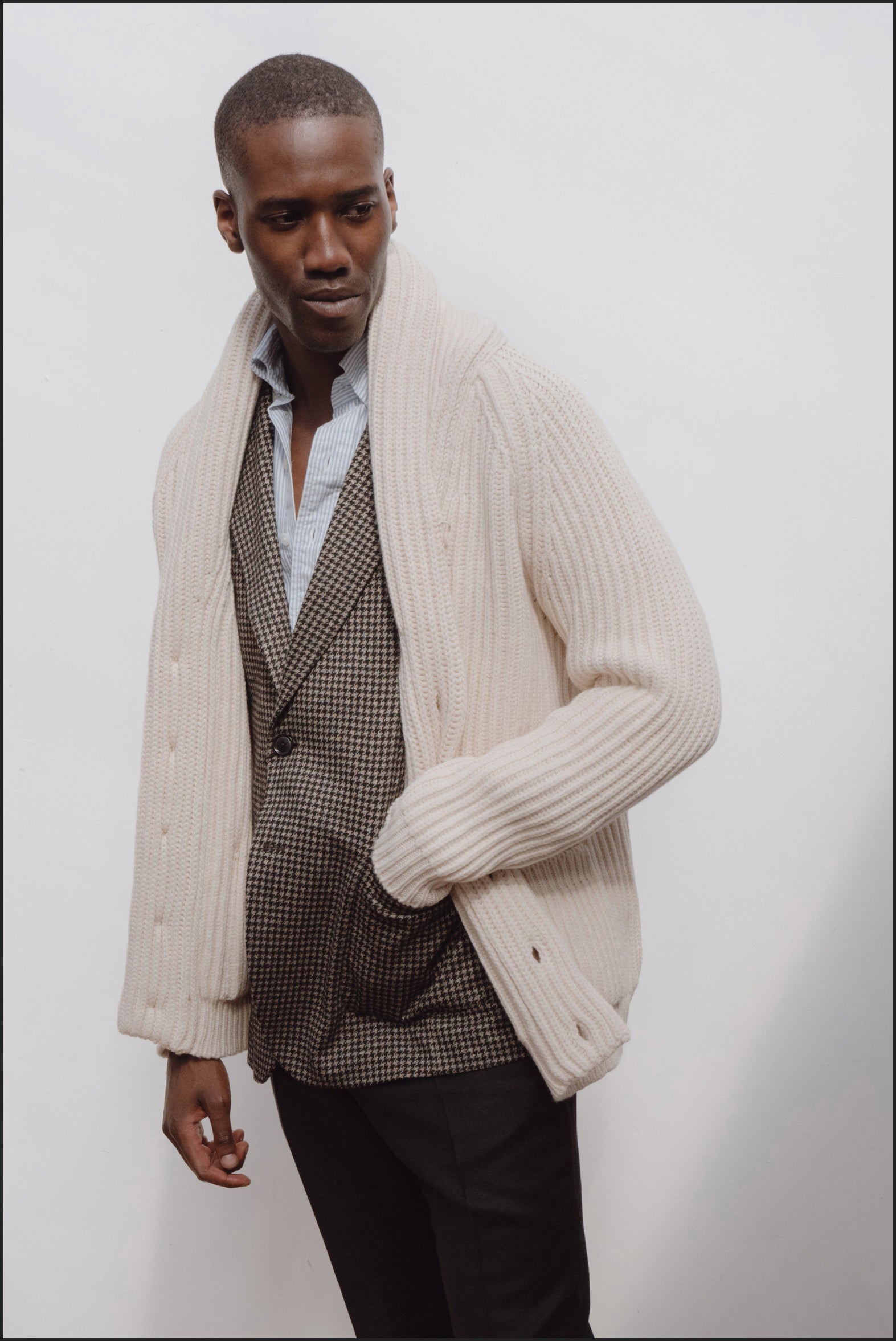 Superfine lambswool shawl collar cardigan in ecru - Colhay's