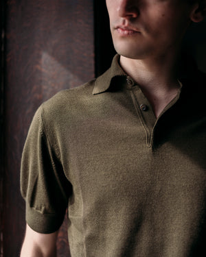 Cashmere silk tennis polo in olive