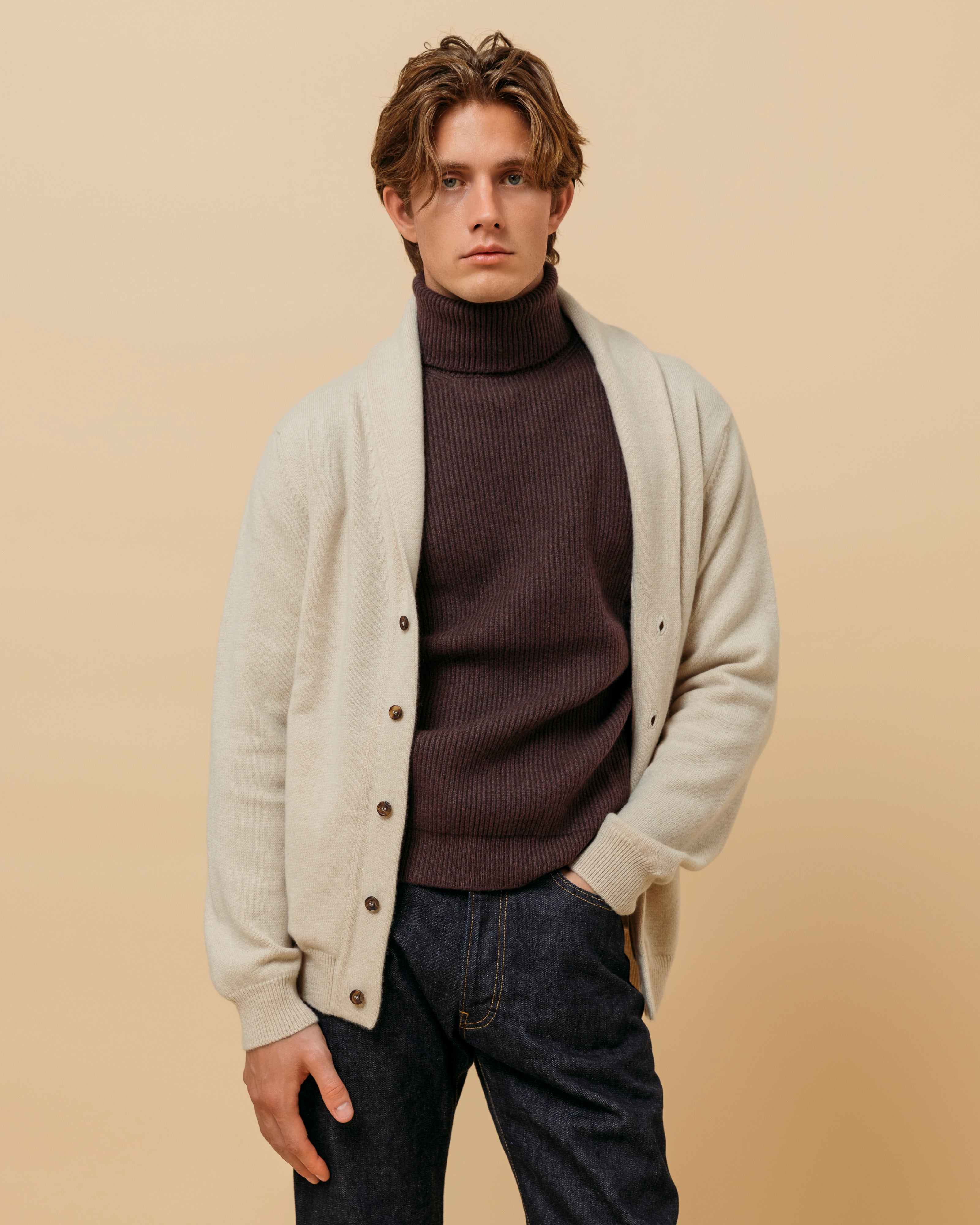 Cashmere painter's shawl collar cardigan in ecru