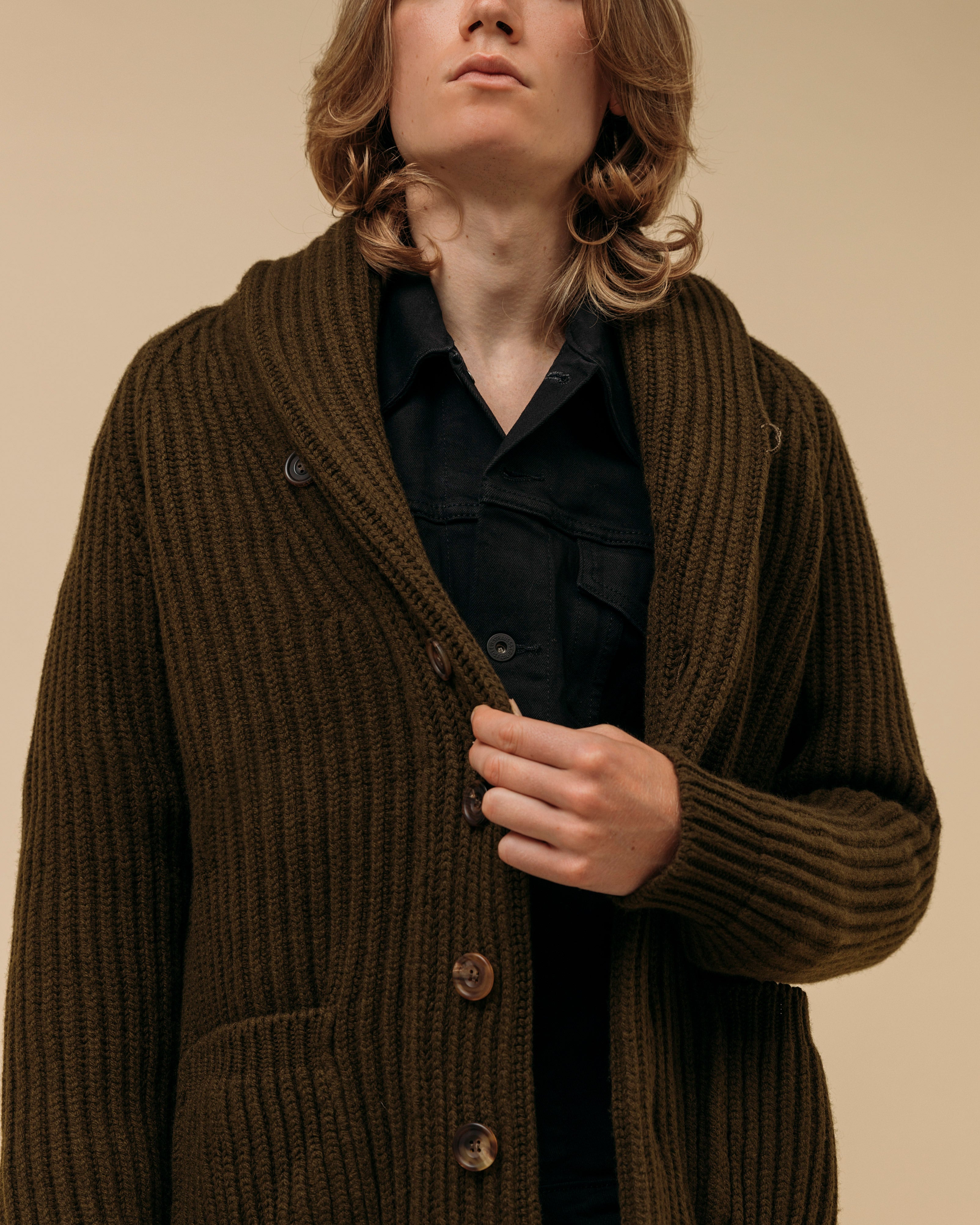 Superfine lambswool shawl collar cardigan in olive