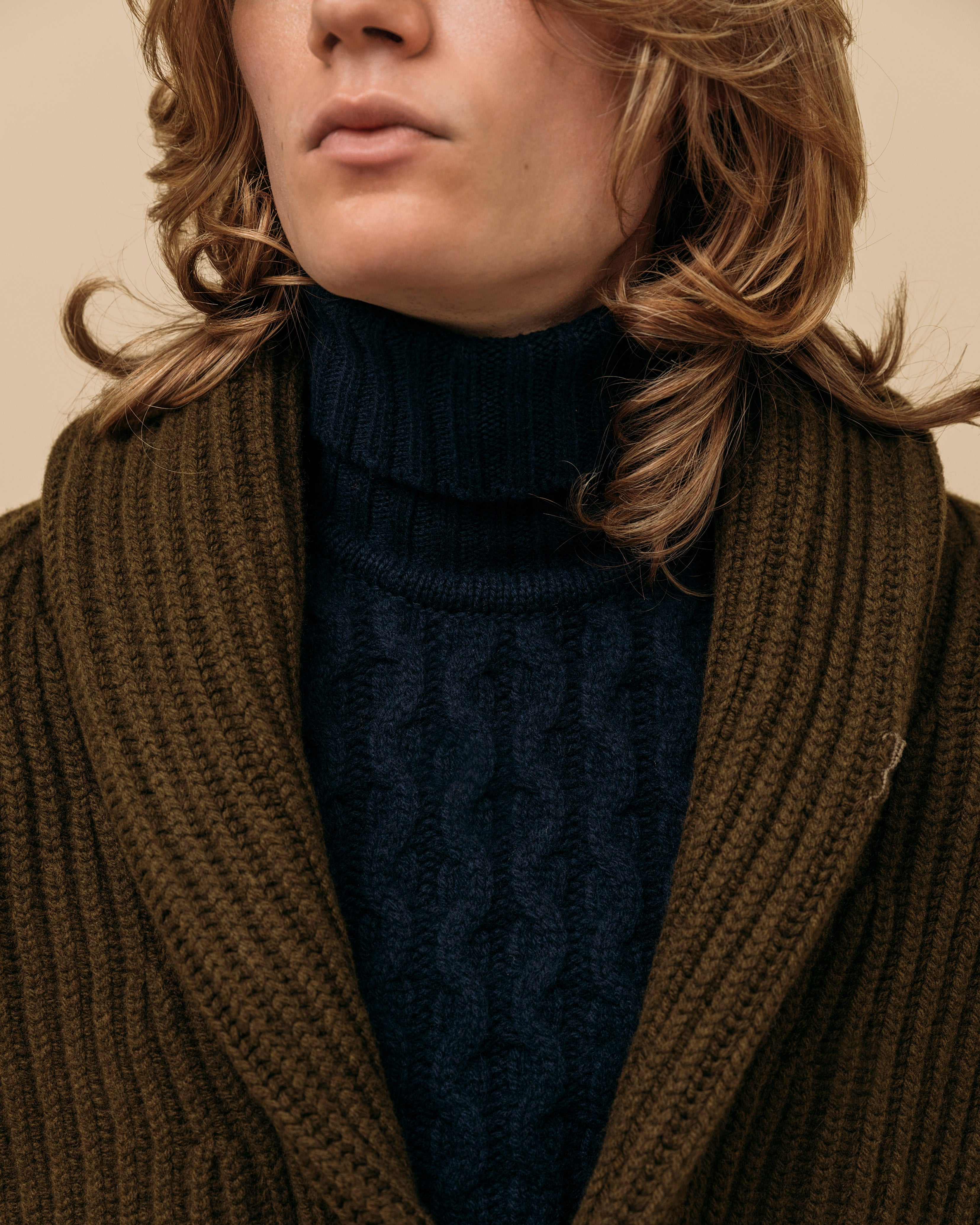 Superfine lambswool shawl collar cardigan in olive