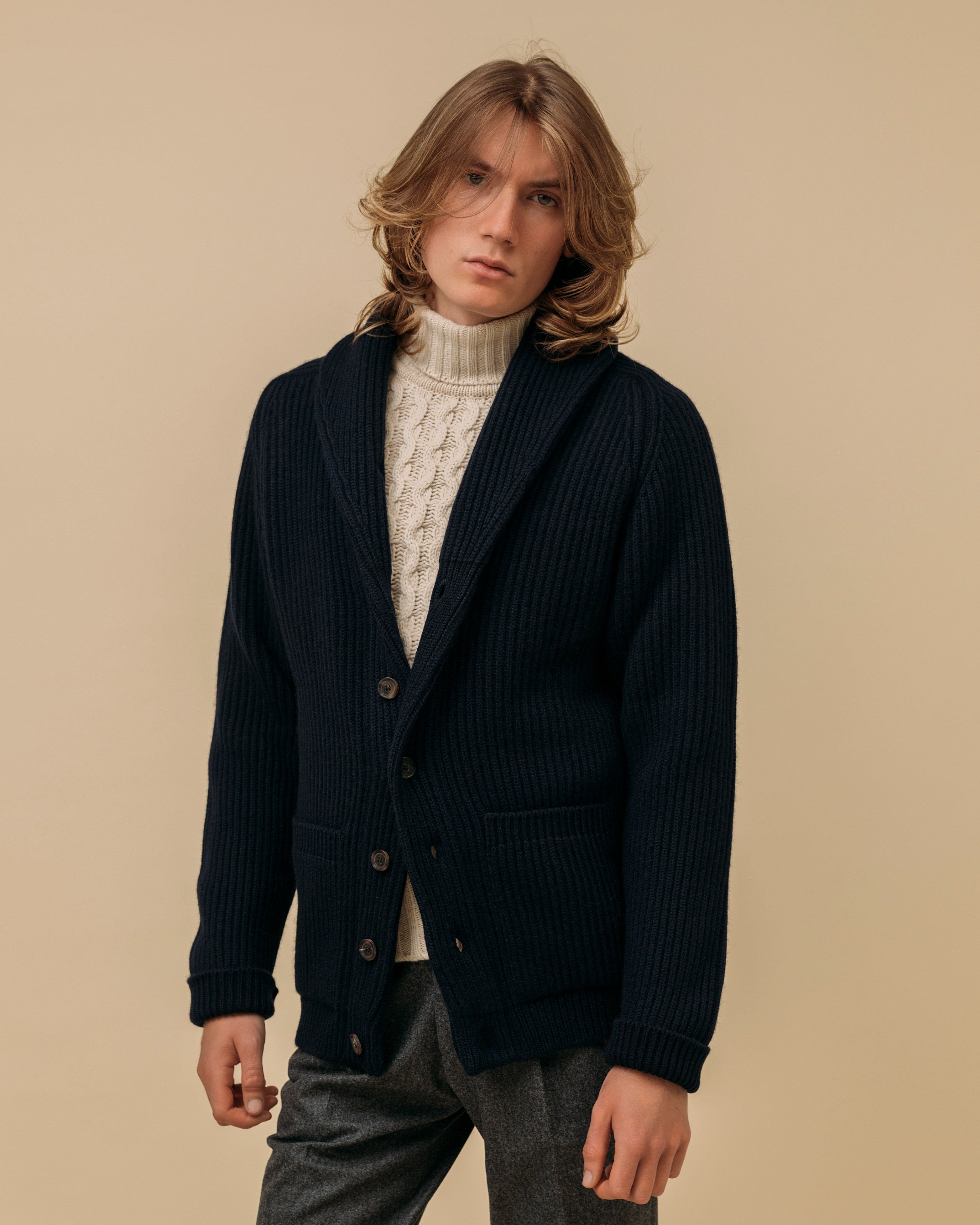Cashmere shawl collar cardigan in navy