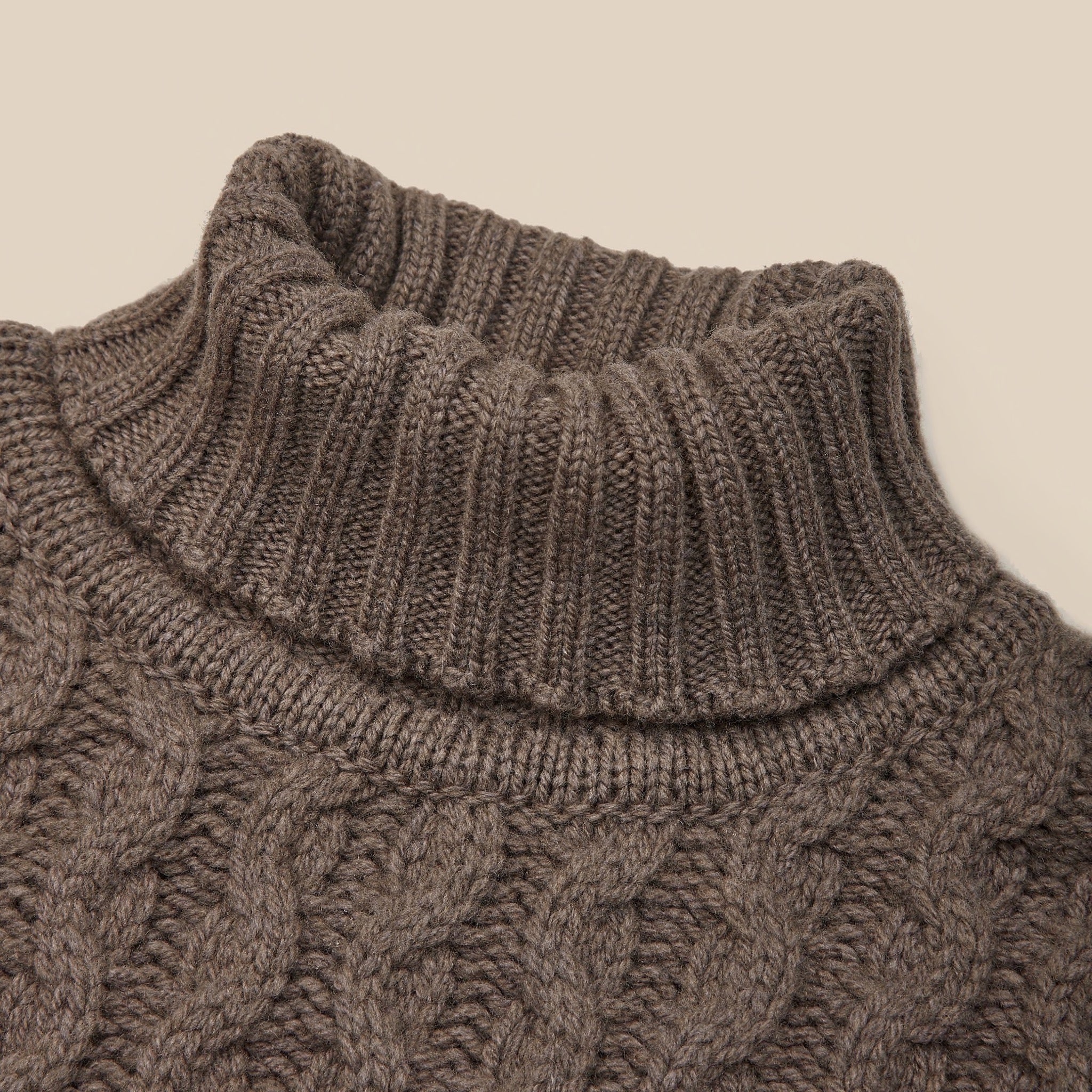 Lambswool cable knit rollneck in brown